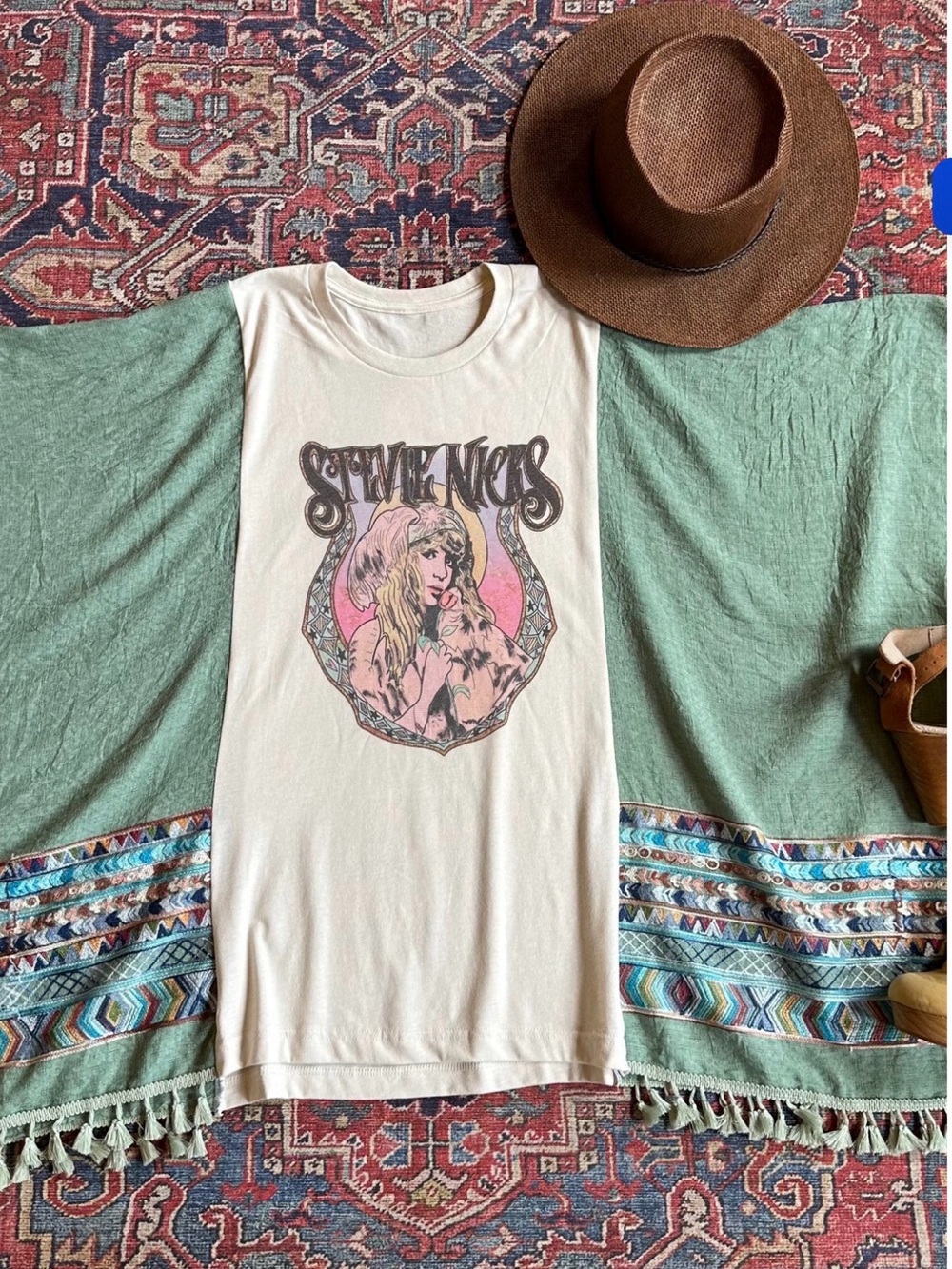 Unbranded Cream Graphic Raglan Tee with Sage Sleeves - Picture 3 of 5